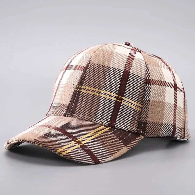 SpringSummer Exquisite Checkered Baseball Caps Unisex Outdoor Leisure Casquette Vintage Sports Visor Duck Hats For TeenagersW251029