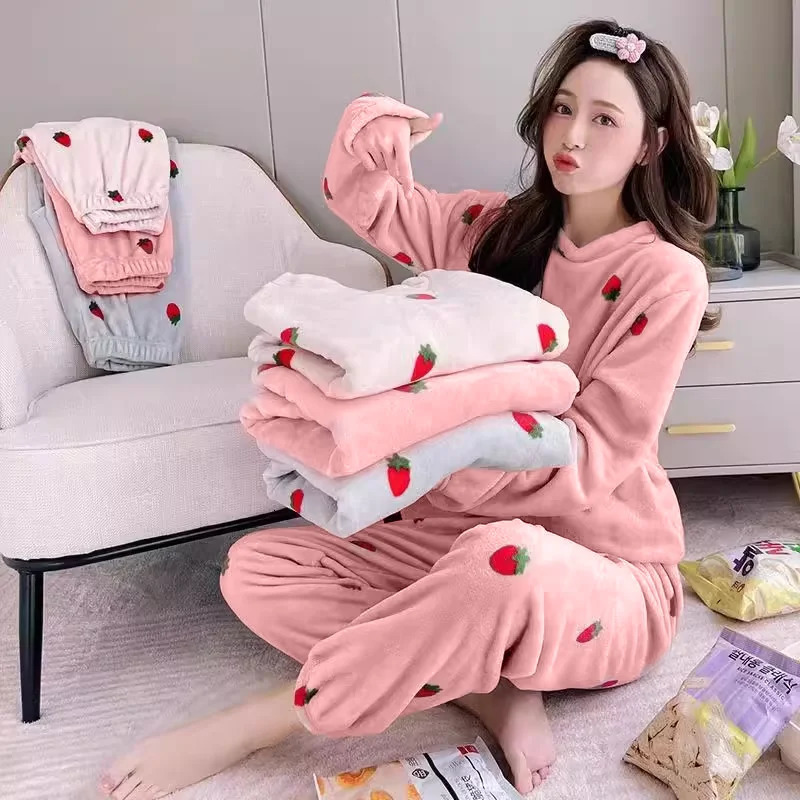 Womens Winter Soft Comfortable Velvet Jacquard Warm Sleepwear Cute Strawberry Pajama Sets Female Thermal Nightwear Loungewear 251029