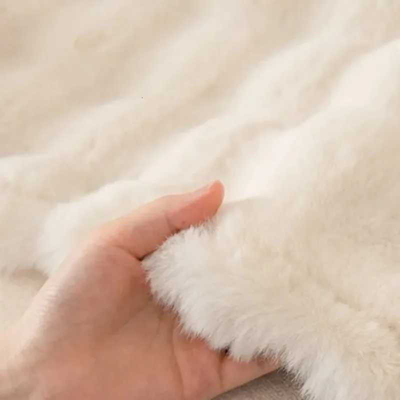 Luxury Imitation Rabbit Plush Sofa Towel Winter Warm Fluffy Throw Blanket Super Soft Smooth Thicken Velvet Sofa Cover C251028