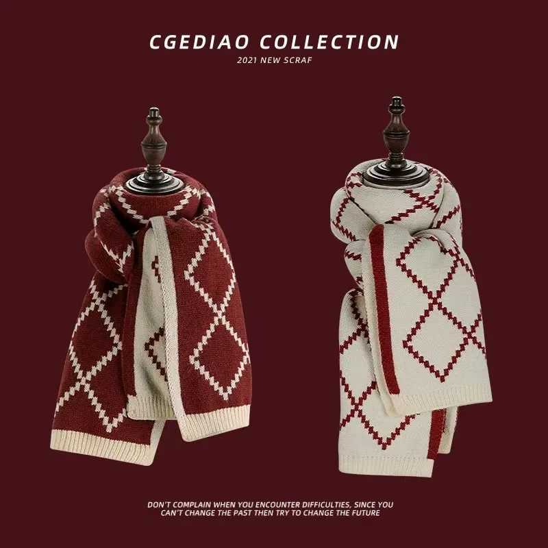 Christmas Scarf for Women Red Plaid Winter Scarves Red Luxury Soft Scarves for Xmas GiftW251029