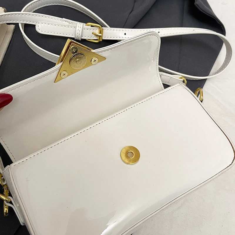 Best Superstar Show Trendy Letter Crossbody Handbag Elegant Leather Classic for Women luxury bag Paris Fashion W251029