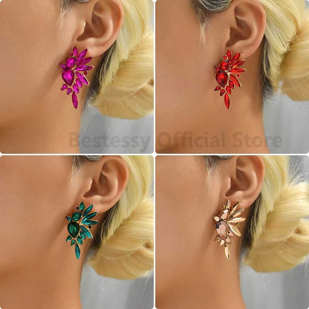 Colorful Shiny Rhinestone Glass Wings Shape Earrings For Women Luxury Elegant Alloy Jewelry Party Geometric Piercing Ear StudsW251029