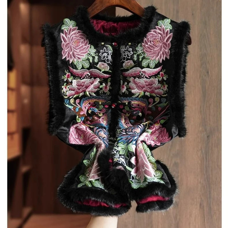 Chinese Style Womens Vest Jacket Round Neck Buckle Embroidered Thick Ethnic Padded Top Vests Autumn Winter Warm Coat 251027