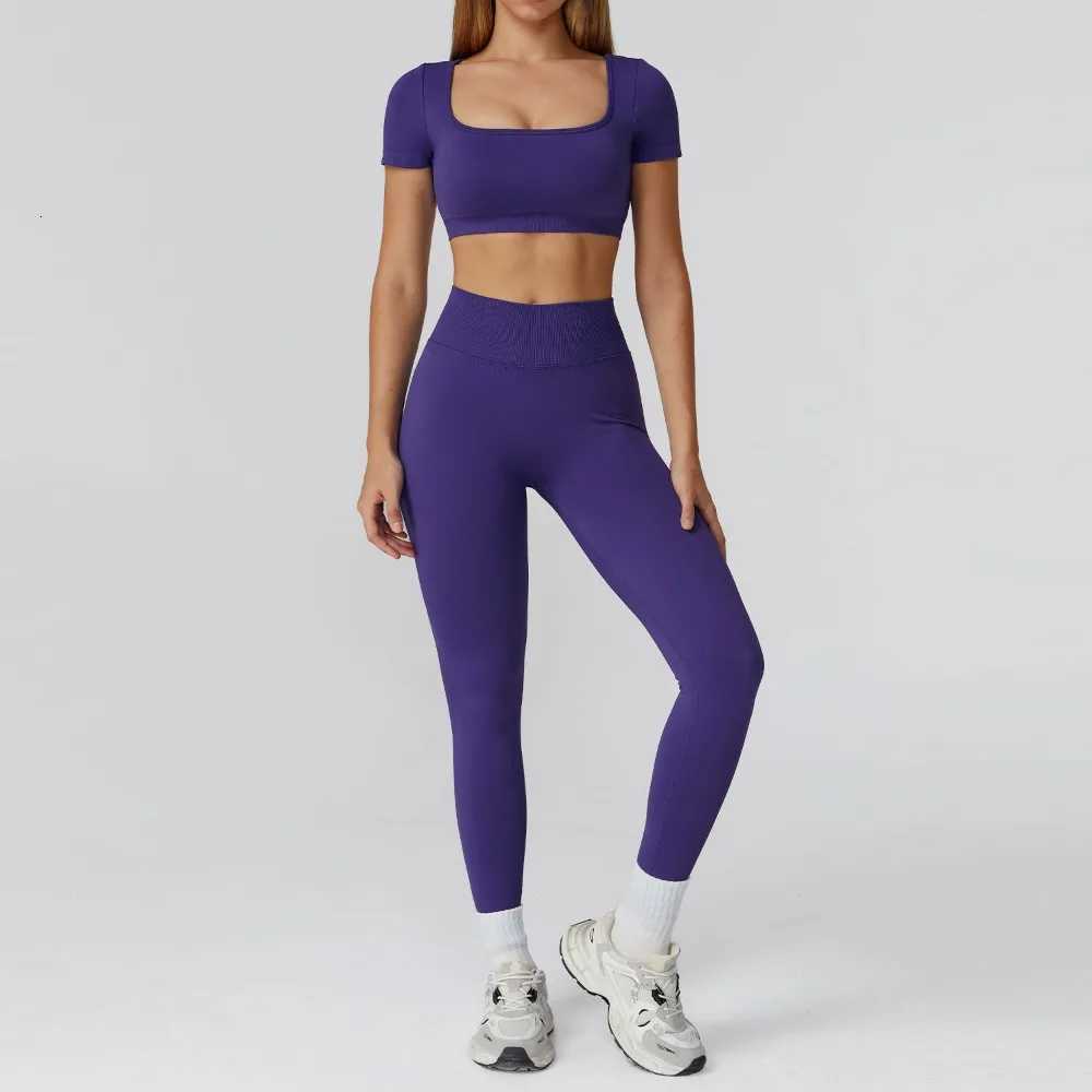 New Winter Seamless Long Sleeve Sports Suit Hollow Back Tops Leggings 2PCS Yoga Sets Padded Gym Shirt Shorts Running TracksuitsXJ251029