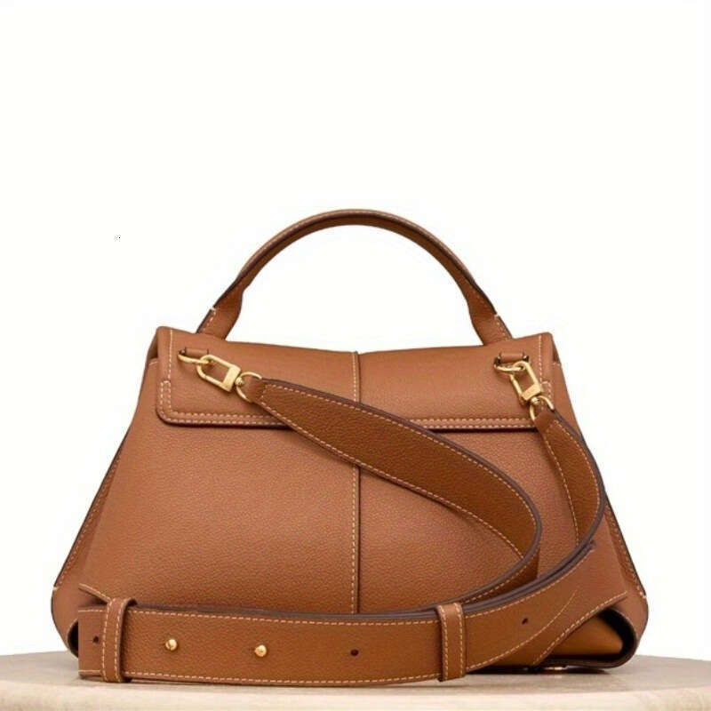 Genuine Leather Bag Stlish Brown Shoulder Handbag With Adjustable Strap, Heart-Shaped Cutouts Ing Details, Perfect For Everda Use, Purse