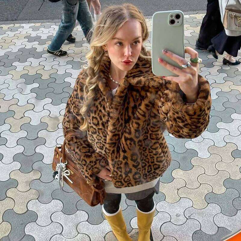 MUJER Coat Plush Fluffy Women's Jacket 2025 Woman Autumn Winter New In Outerwears White Red Gray Black Blends Coats