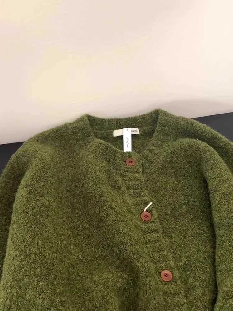 Retro Green Knitted Cardigan Womens New AutumnWinter Round Neck Single Breasted Soft Thick Sweater Loose Casual Commuting CoatT251028