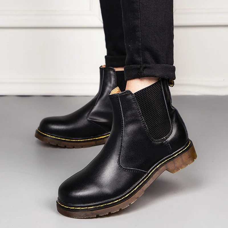 Unisex Autumn Breathable Leather Ankle Boots Smooth Leather Platform Chelsea Boots for Women Men Platform Boots Shoes for Men Z251029