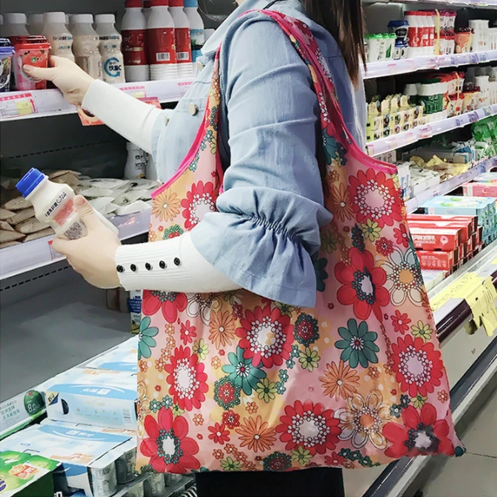 Big EcoFriendly Folding Shopping Bag Reusable Portable Shoulder Handbag Travel Grocery Fashion Pocket Tote Heavy Storage Bags 251029