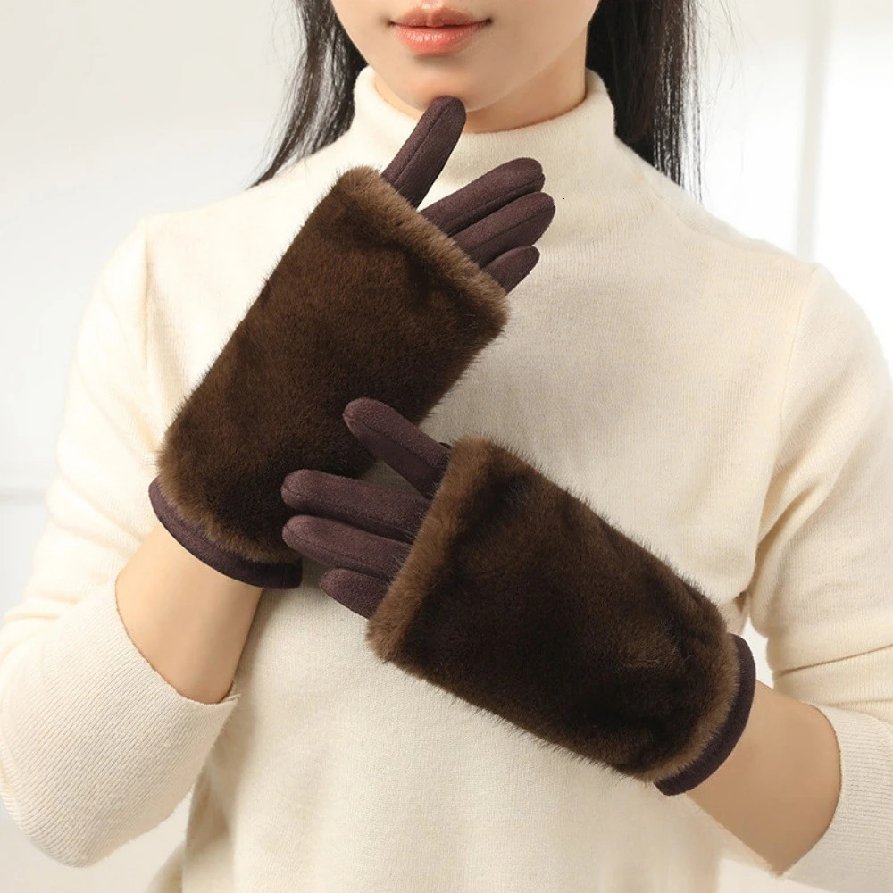 Womens autumn and winter rabbit fur gloves plus velvet thickened windproof and warm riding coldproof touch screen suede gloves 251029