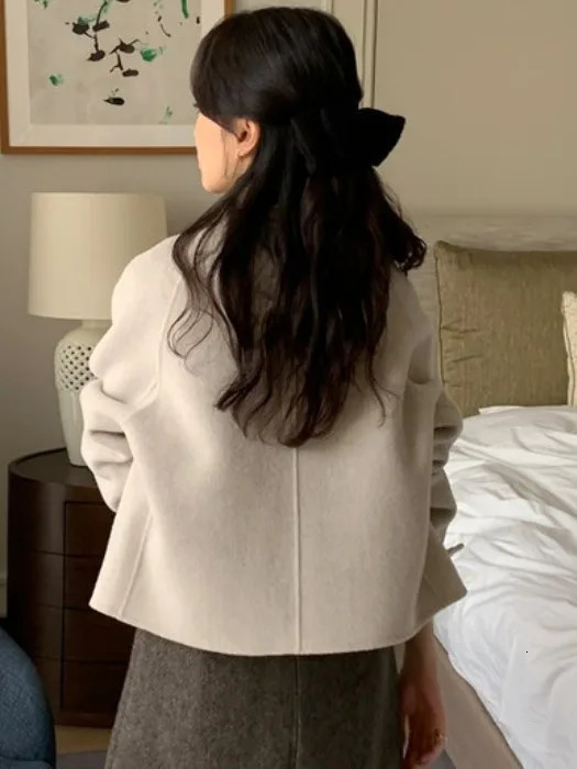 Chic Autumn Winter Vintage Unique Lapel Single Button Loose Versatile Casual Color ort Woolen Coat for Women 251029