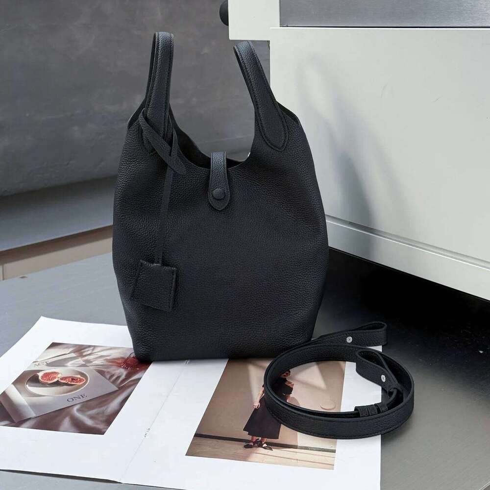 Genuine Leather Bucket New Niche Design First Layer Cowhide Large Capacity Single-Shoulder Crossbody Bag Women Handbag 251029