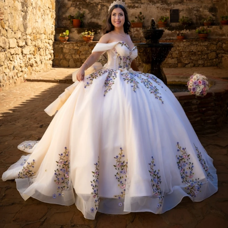 Beige Shiny Ball Gown Quinceanera Dresses Off The Shoulder Applique Lace Beading Bow Tull Party Birthday Sweet 16 Dress Vestidos 15 anos