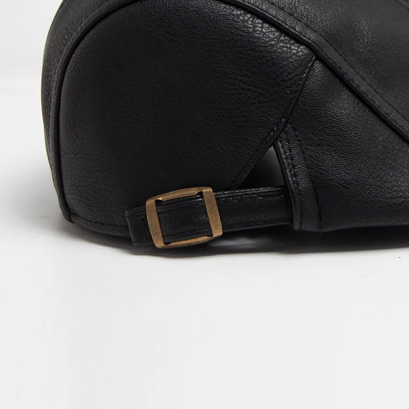 Fashion Men PU Leather Beret Autumn Winter Visor Flat Cap Thicken Warm Hat Berets Vintage England sboy Caps Higher Quality 251013