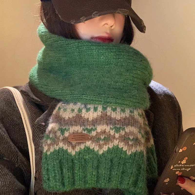 Fashion Winter Christm Atmosphere Blanket Scarf Green Knit Thick Warm Pashmina Shawl Wraps With Poncho Stoles Echarpe 251029