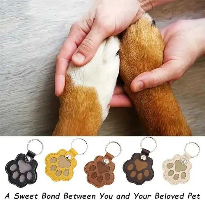 Dog Hair Collector Keychain Leather Pet Memorial Keepsake for Dogs and Cats Fur Storage Pendant Charm Gift KeychainW251029