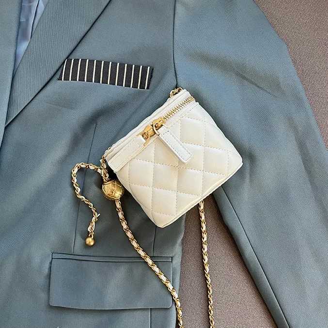 Hot Sale Of The Season New Mini Leather Womens Bag Metal Ball Chain Crossbody Bag Single luxury bag Shoulder Bag Hip Hop Style round Barre W251029