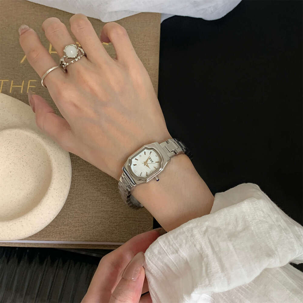 Live Hot-Selling Square Watch Women Ins Style Designer Simple Design Niche Light Luxury Small Dial Exquisite for Workplace