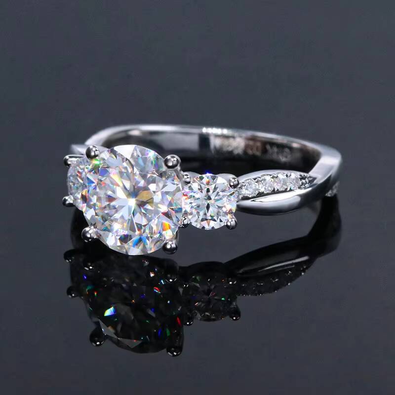 Fine Jewelry Trilogy Ring 9K 14K 18K Solid White Gold Moissanite Rings Round Brillant Cut Moissanite Engagement Ring for Wedding