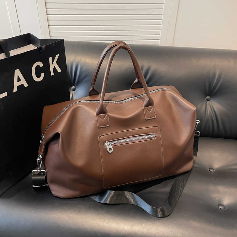 PU Leather Travel Bag for Women, Large Capacity Short Trip Handbag, Fashionable Lightweight Travel Luggage Bag for Ladies