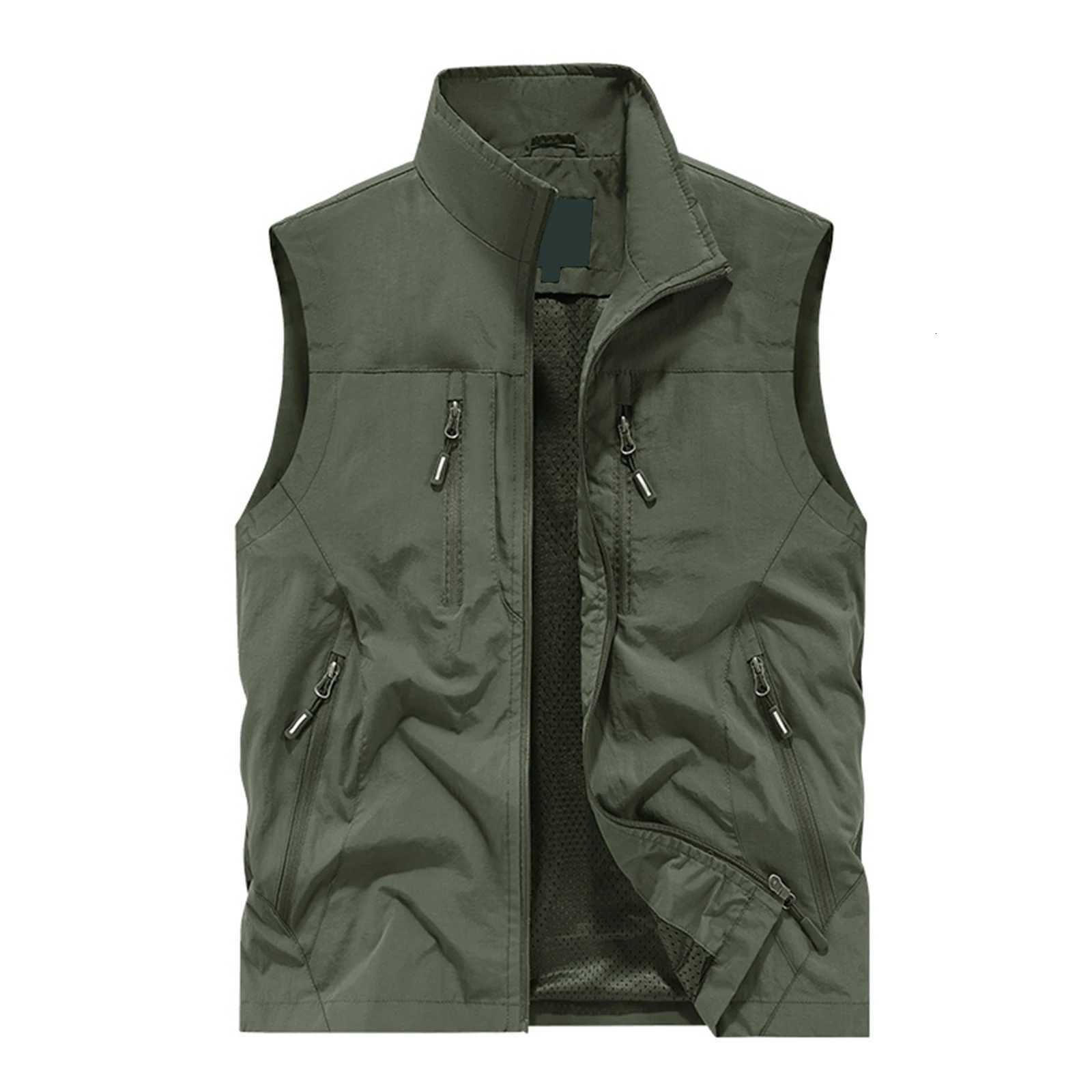 MenS Sports Solid Color Outdoor Multi Pocket Loose Vest Casual Sleeveless Jacket Vest Suitable For Daily Wear W251029