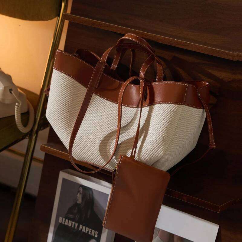 2025 New Large Capacity Wing Bag for Women, Premium Sensory Fabric Shoulder Bag, Lightweight Luxury Niche Design
