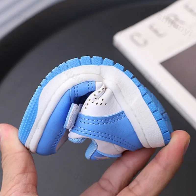 Boys Girls Casual Sports 2025 Autumn Childrens Comfortable Lightweight Sneakers Kids Outdoor Running Baby Toddler Shoes H260130