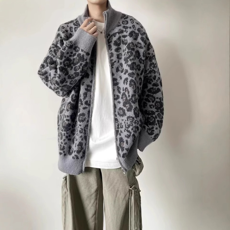 American Style Leopard Print Cardigan Sweater For Men Autumn Designer Jacket And Winter Lazy Style Design Sense Cool And Loose Stand Collar Knitted Ja