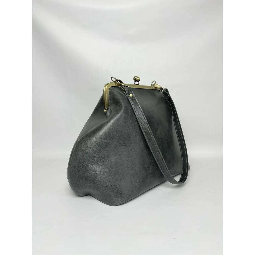 LOST IN VINTAGE Artificial Leather Bag Natural Stones Balls Kiss-Lock Large Clutch Handbag Proudly Carried In Hand 35X30x20cm