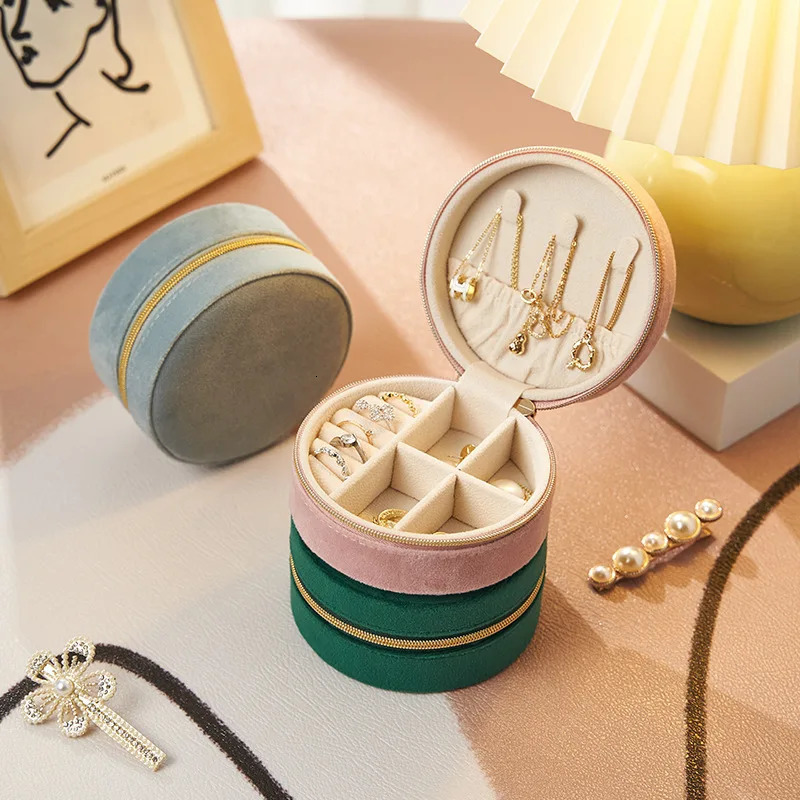 Ins Round Mini Ring Box Travel Portable Small Jewelry Gift Packaging and Storage Organizer 251013