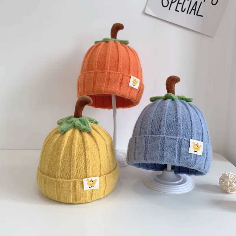 1 Piece Cute Cartoon Newborn Warm Hats Sweet Funny Pumpkin Infant Baby Protection Head Cap Autumn Winter Soft Crochet Bonnet251028