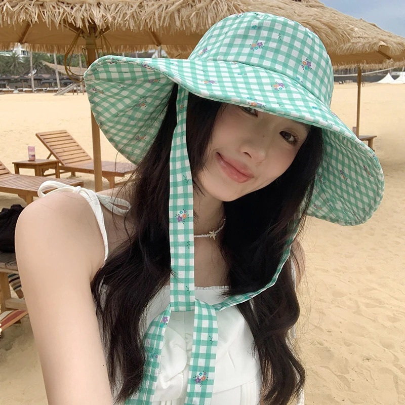 Doublesided Plaid Wideedged Laceup Bucket Hat Summer Outdoor Versatile Sunscreen Sweet Contrasting Color Plaid Womens Caps 251029