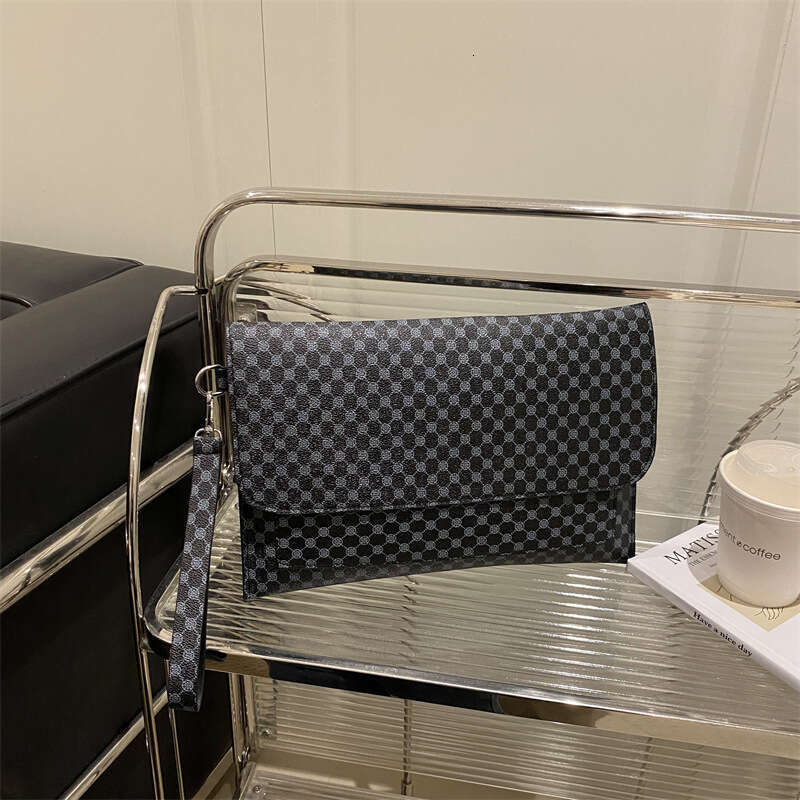 Designer bag 2025 New Fashionable Women's Small Square Niche Versatile Shoulder Crossbody Bag, Commuter Bag