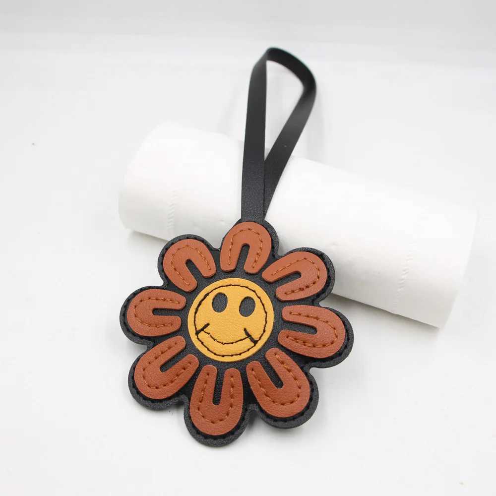 Creative Sunflower Leather Keychain Accessories Charm Key Ring Bags Pendant Handbag Girls Gift Birthday RetailW251029