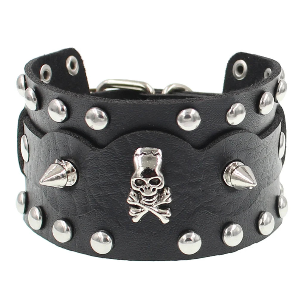 2024 Punk Skull Star Bracelet Personality PU Leather Three Rows Spikes Square Stud Bracelets Bangle For Women Man 251028