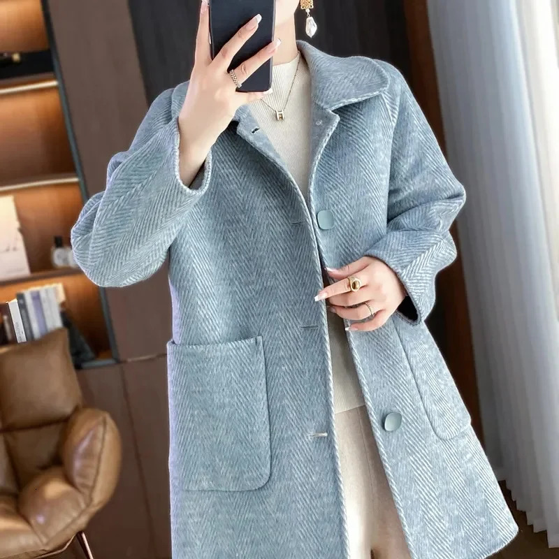 Autumn Winter Doll collar Doublesided Wool Coat Womens Fashion Medium length Slim Woolen Coats Female Single breasted 251028
