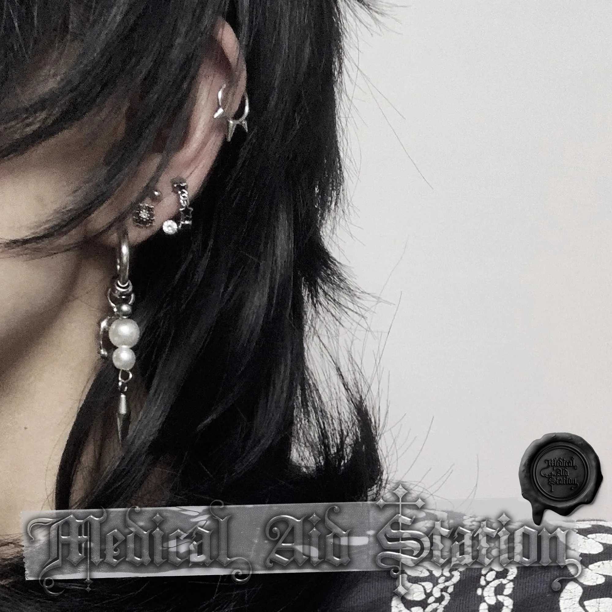 Y2K Spike Rivet Ball Pearl Hoop Earrings for Women Stainless Steel Punk Pointed Drop Earrings Gothic Jewelry AccessoriesW251029