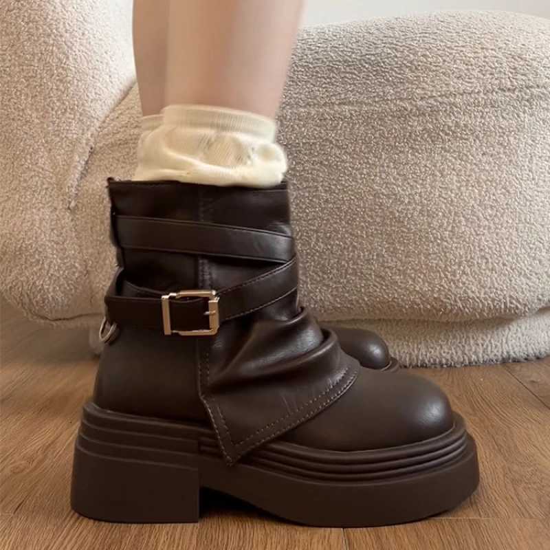 Vintage Platform Height Increase Women Ankle Boots Fashion Belt Buckle Thick Sole Shoes Autumn Winter Ladies Modern Short Botas Z251029