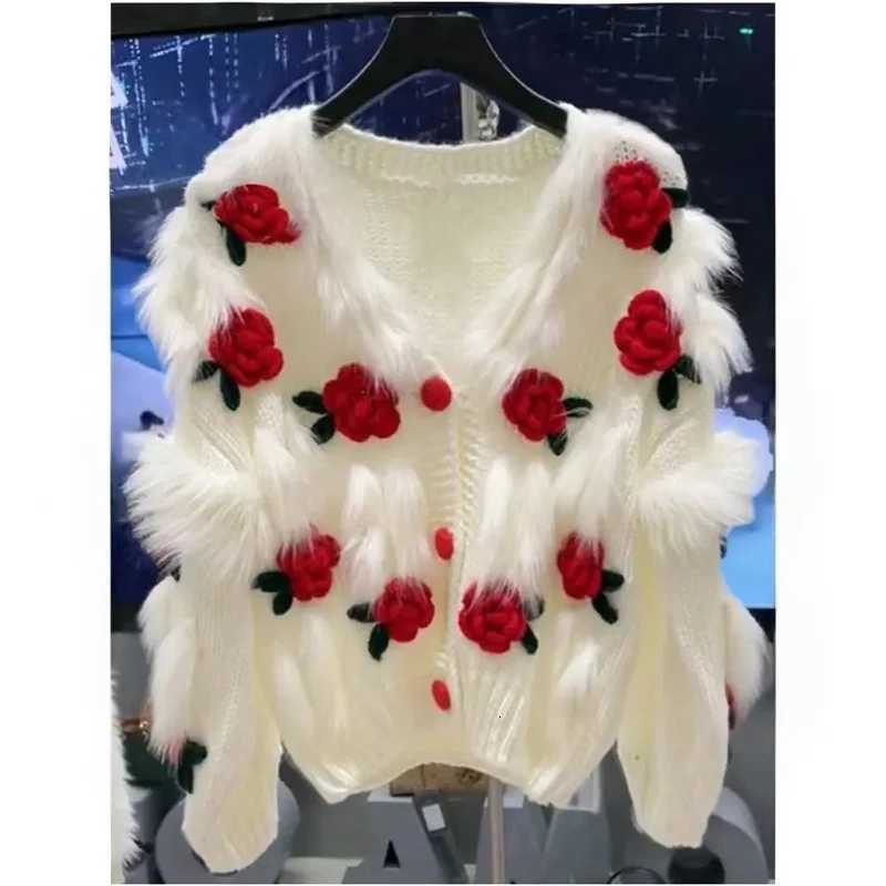 Womens New Sweet Rose Blossoms 3D Hook Flower Rose Blossoms Sweater 2025 Autumn Female loose Splicing Hairy Rose Blossoms TopT251028