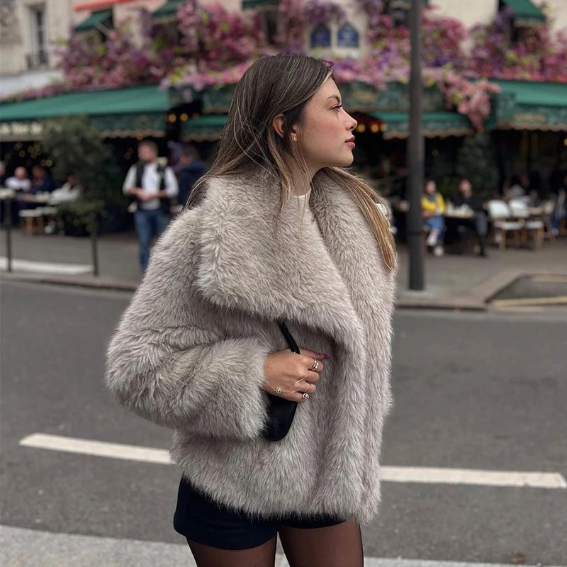 Winter Fashion Gradient Fluffy Fur Coat Women High Street Big Fur Collar Faux Fox Fur Jacket Female Overcoats i251029