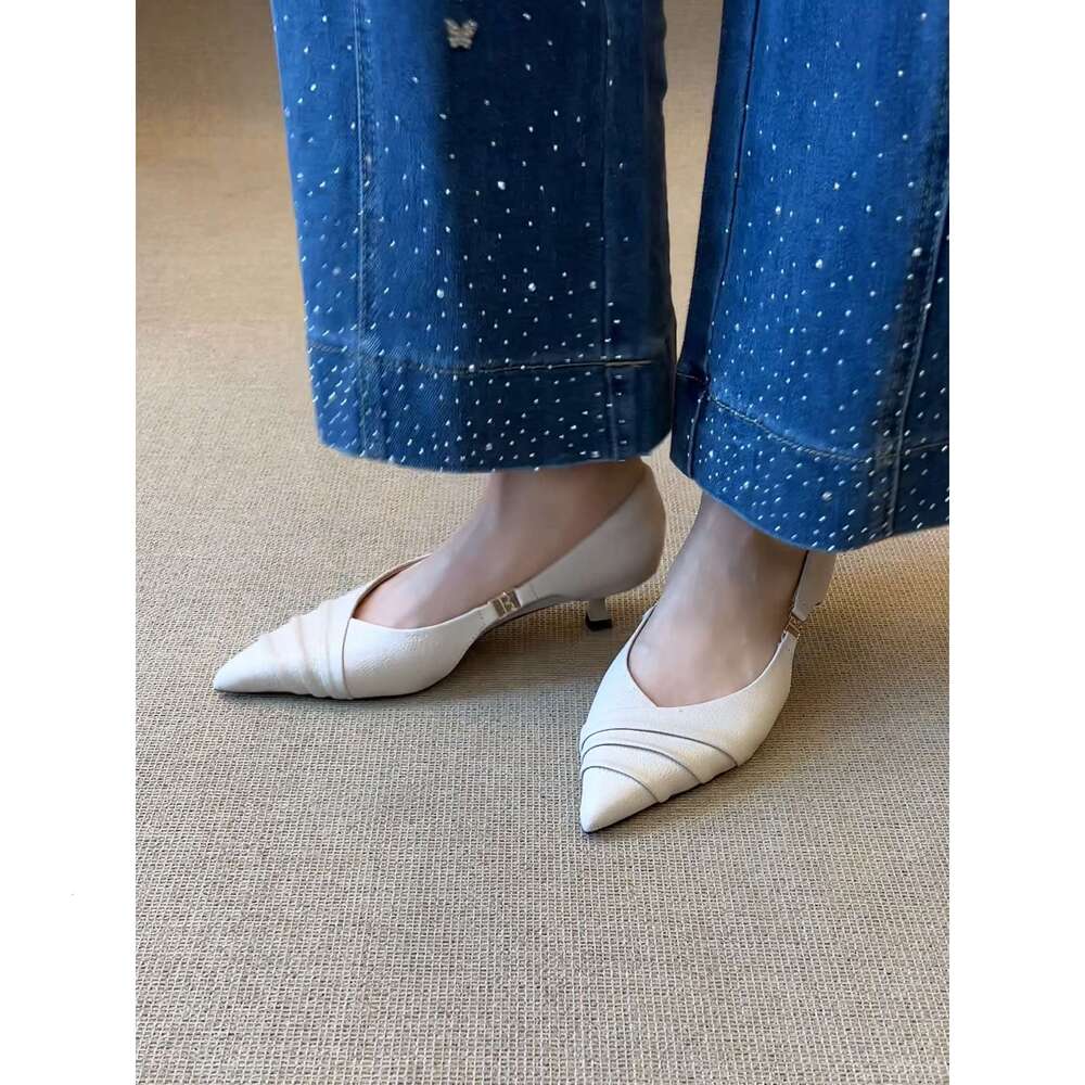 French Style Simple Pointed Toe Ruched Side Open Sandals 2025 New Slip-On Designer Shoe Shallow Mid-Heel Single Shoes for Women