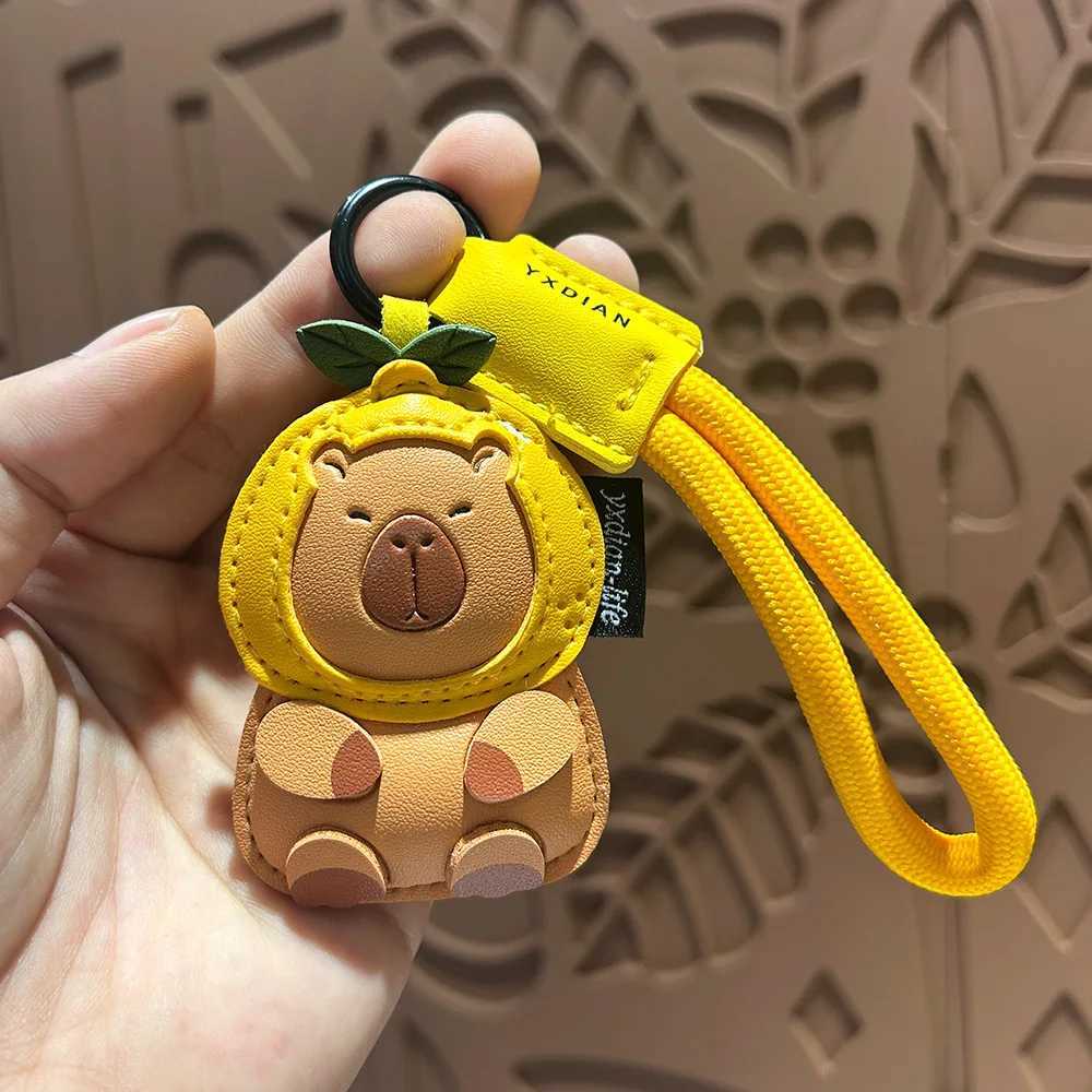 Capybara Small Pendant Cartoon PU Leather Cute Animal Ornament Exquisite Couple Bag Charm Small Gift Ideal as a PresentW251029