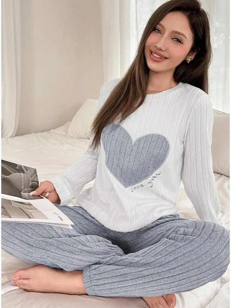 Women Sleepwear Autumn Winter Pajamas Set Casual Heart Printed Long Sleeve Tops and Trouses Sets Homewear Loungewear 251029