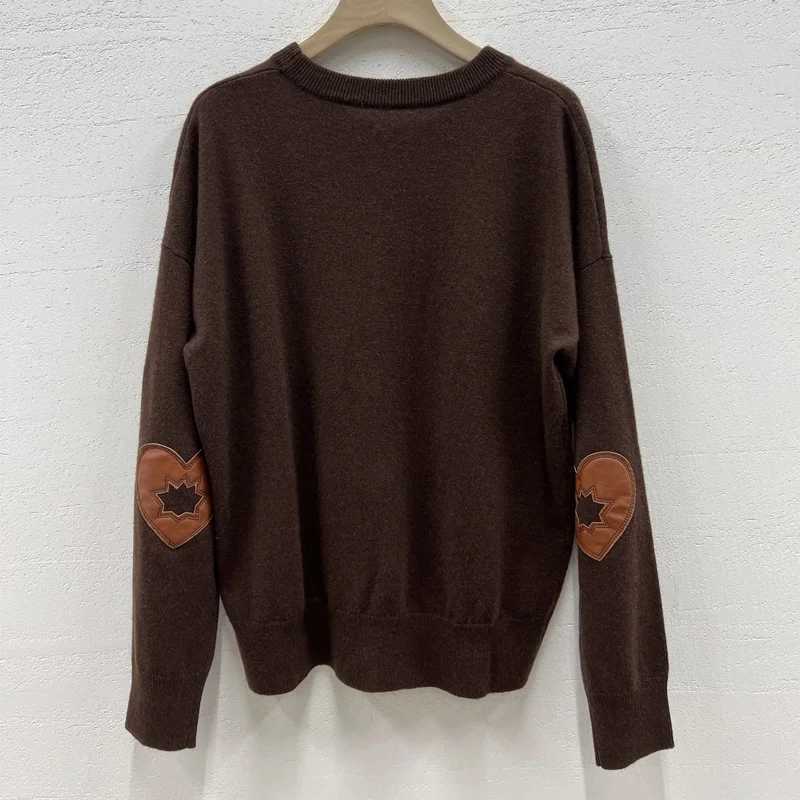 Female Crew Neck Sweater Brown Thin Cashmere Pullover Women Star Patch Sweaters Casual Winter Light Blue Jumper Lady Beige Tops J251029