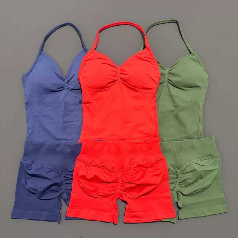 2 Piece Histello Sports Set Women Longline Strappy Top Seamless Yoga Tank Scrunch Butt Workout Shorts Suit Gym Sports SetsXJ251029