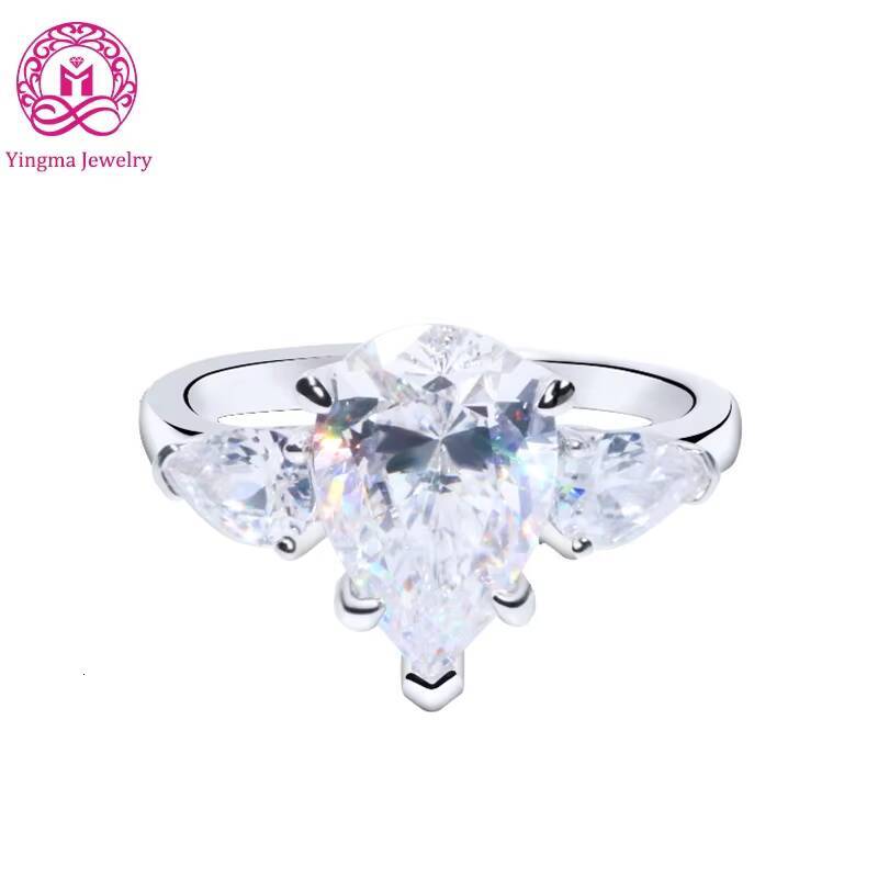 Vintage Fine Jewelry Women Engagement Ring Moissanite Diamond Wedding Ring 18K 14K Gold Three Stone Pear Cut Moissanite Ring
