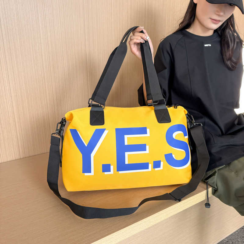 Korean Style Fashion Letter Travel Bag for Women New Casual Lightweight Handheld Gym Bag Trendy Letter Outdoor Sports Bag