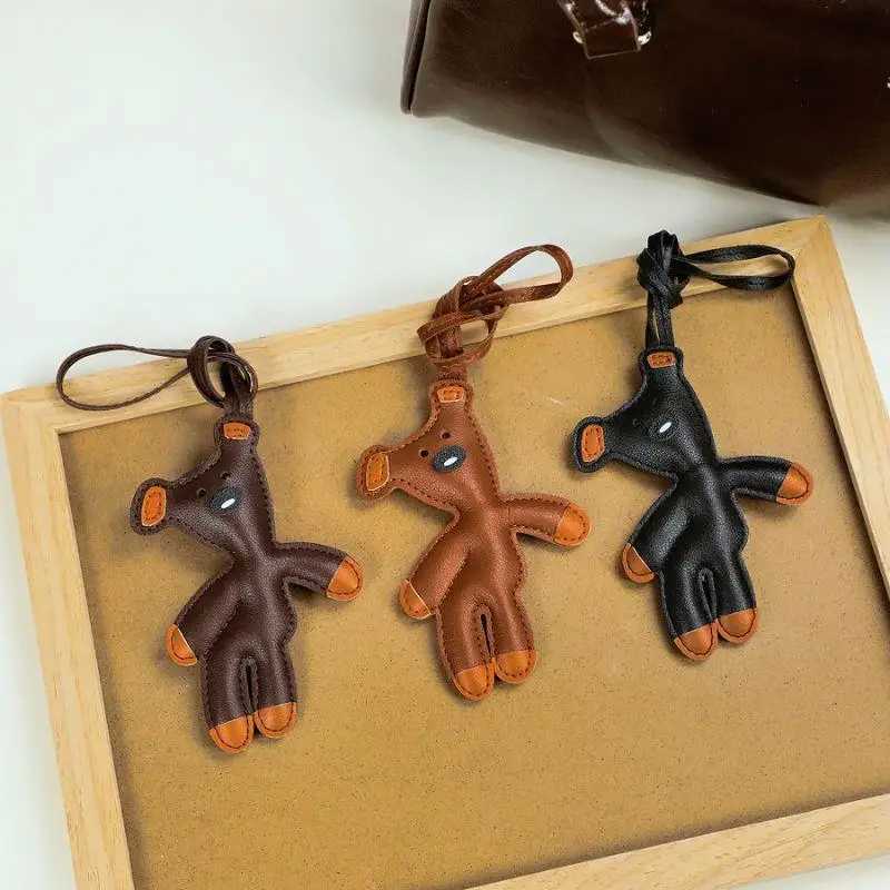 Vintage Bean Bear Keychain PU Leather Animals Keyring Hanging Ornament Backpack Handbag Charm For Men Women Korean Bag Charm Y2kW251029
