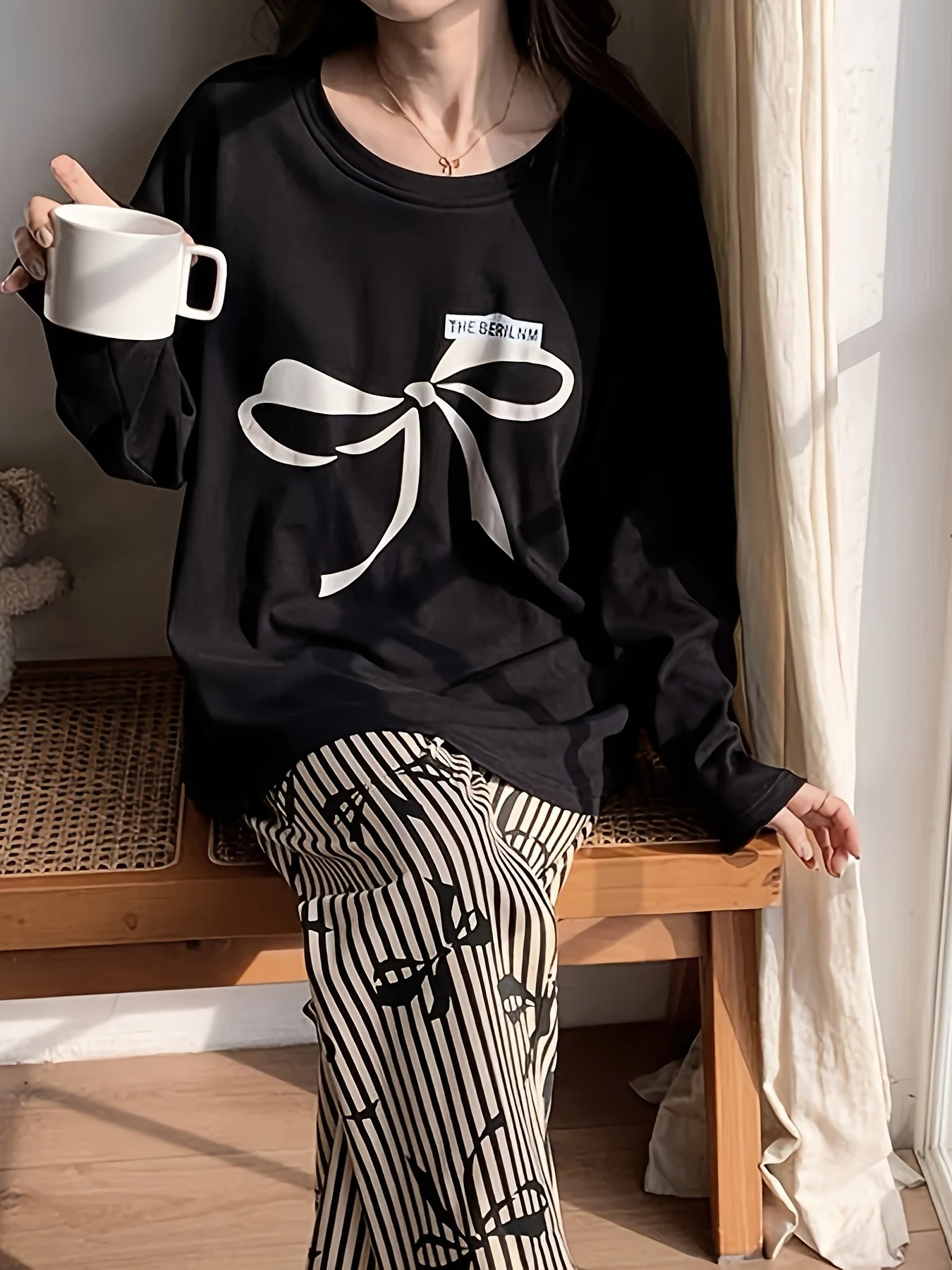 2Piece Womens Pajama Set Bow Print Crew Neck Pullover Striped Pants Stylish Girly Loungewear 251029