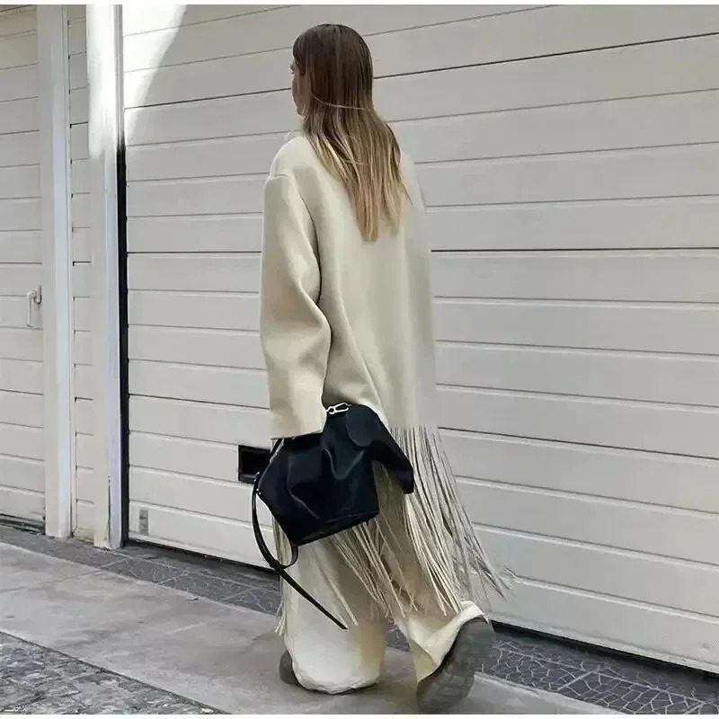 Fashion Tassel Solid Color Oneck Overcoat Woman Autumn Winter Loose Temperament Longsleeve Pocket Coat Female Streetwear 251029